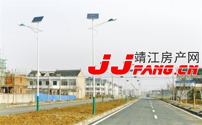 西来镇林园路 装上太阳能路灯(图1)