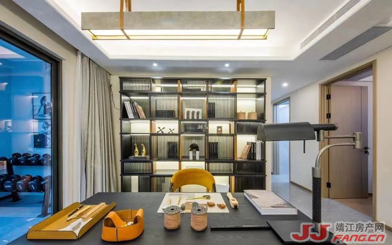 靖江龙馨园叠墅：墅界“高定”(图2)